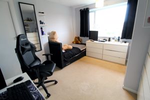 Bedroom- click for photo gallery